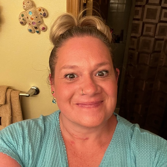 Meet your Posher, Spring - Picture 1 of 1